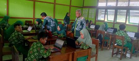 SIAPKAN DIRI MENJADI YANG TERBAIK, SIMULASI TKA MIN 1 MEMPAWAH