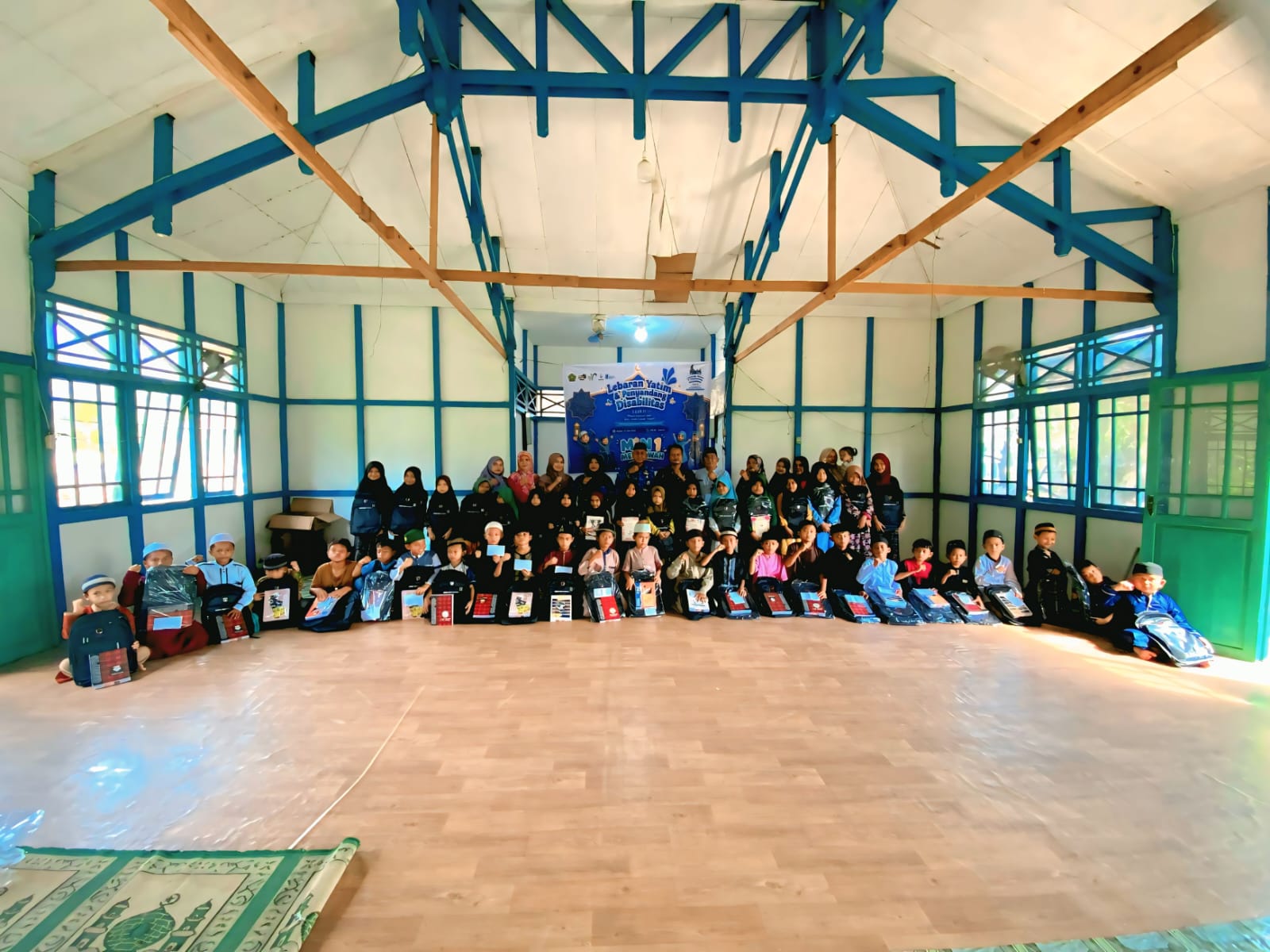 Lebaran Yatim dan Disabilitas di MIN 1 Mempawah